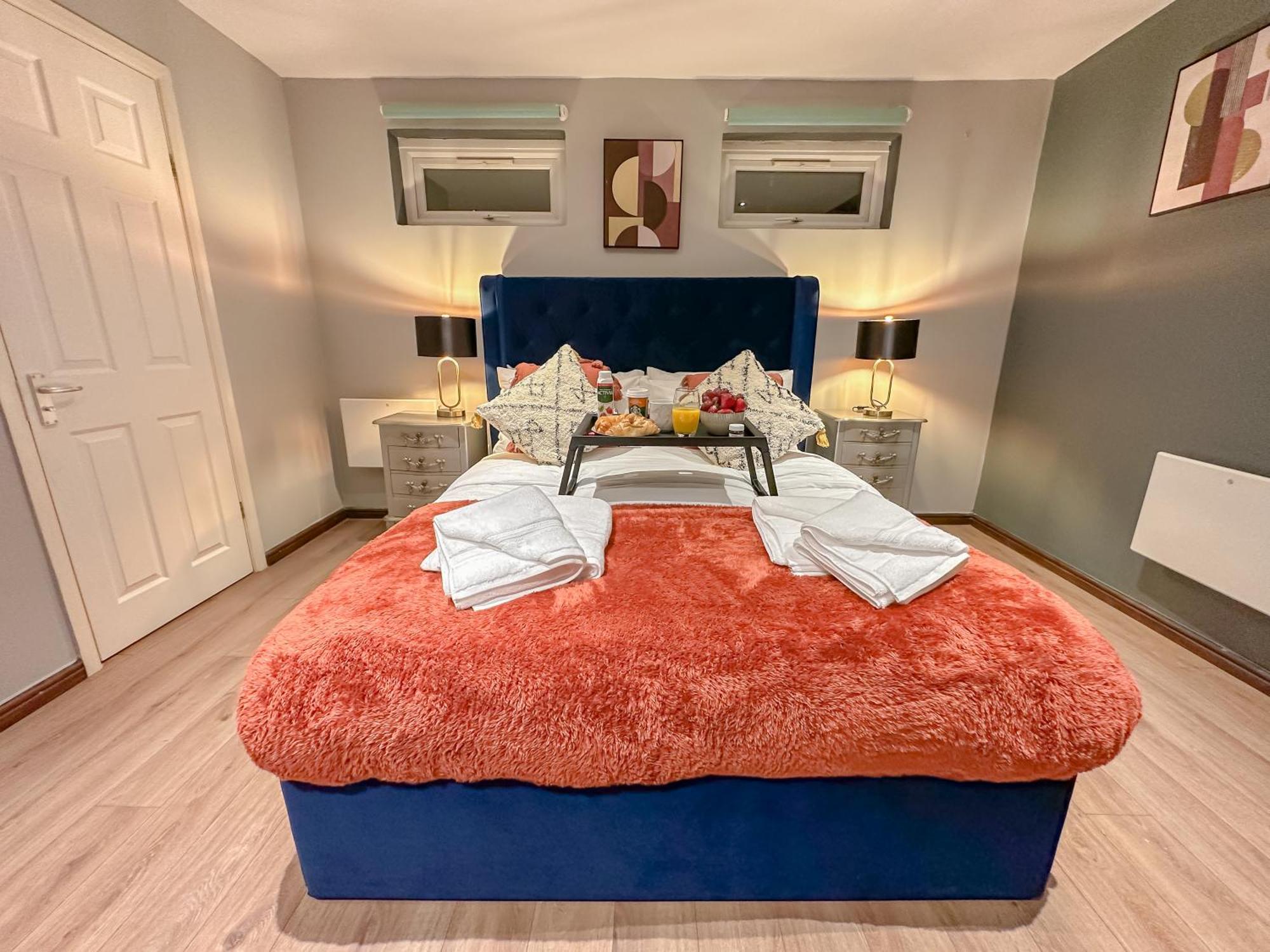 Stunning Studio Garden House - Free Wifi & Parking 헨던 외부 사진